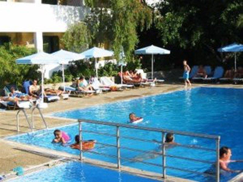 Xidas Garden Aparthotel 3*