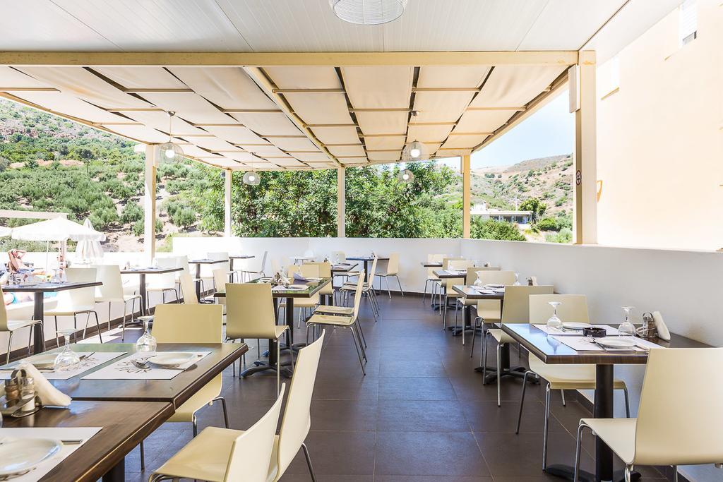 Xidas Garden Aparthotel 3*
